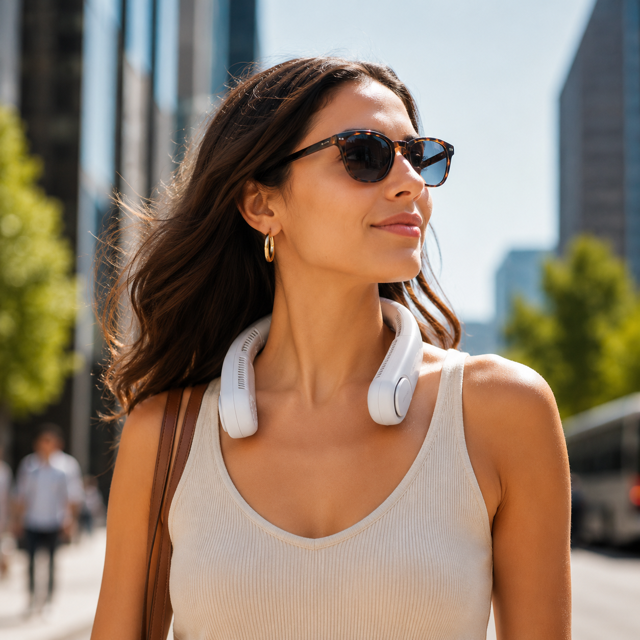 Commute with VENTORA neck fan